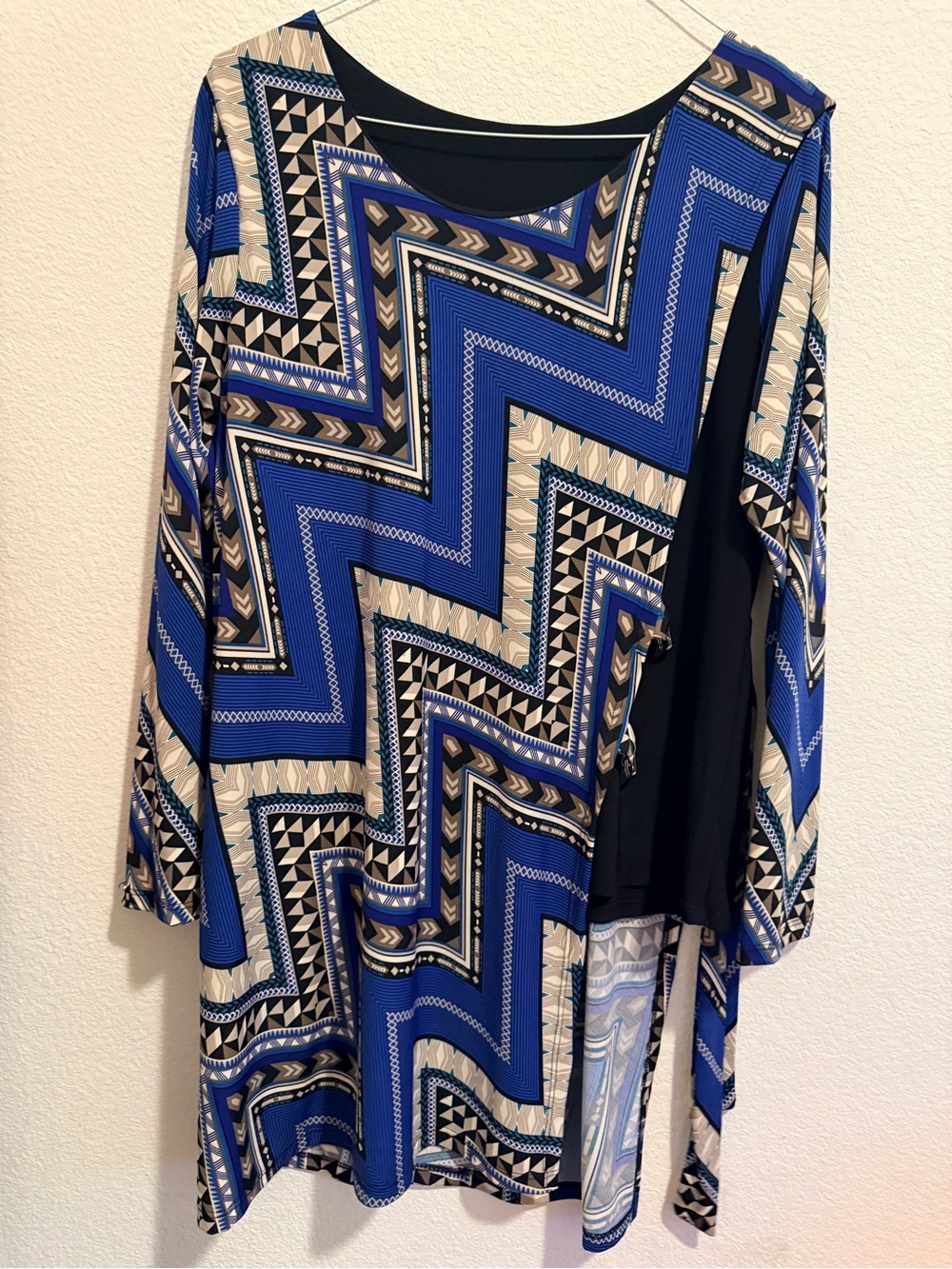 Blue Geometric Print Women’s Long Sleeve Top